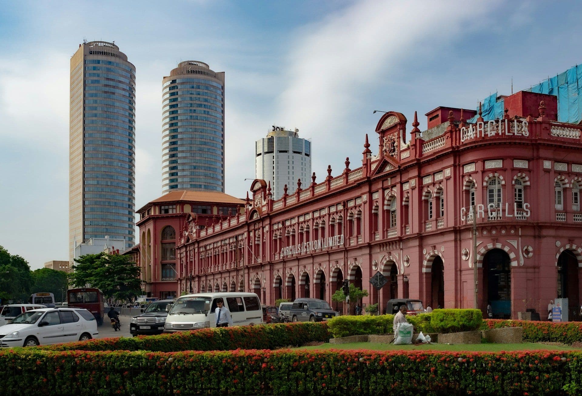 Colombo Travel Guide: Discovering Sri Lanka's Vibrant Capital